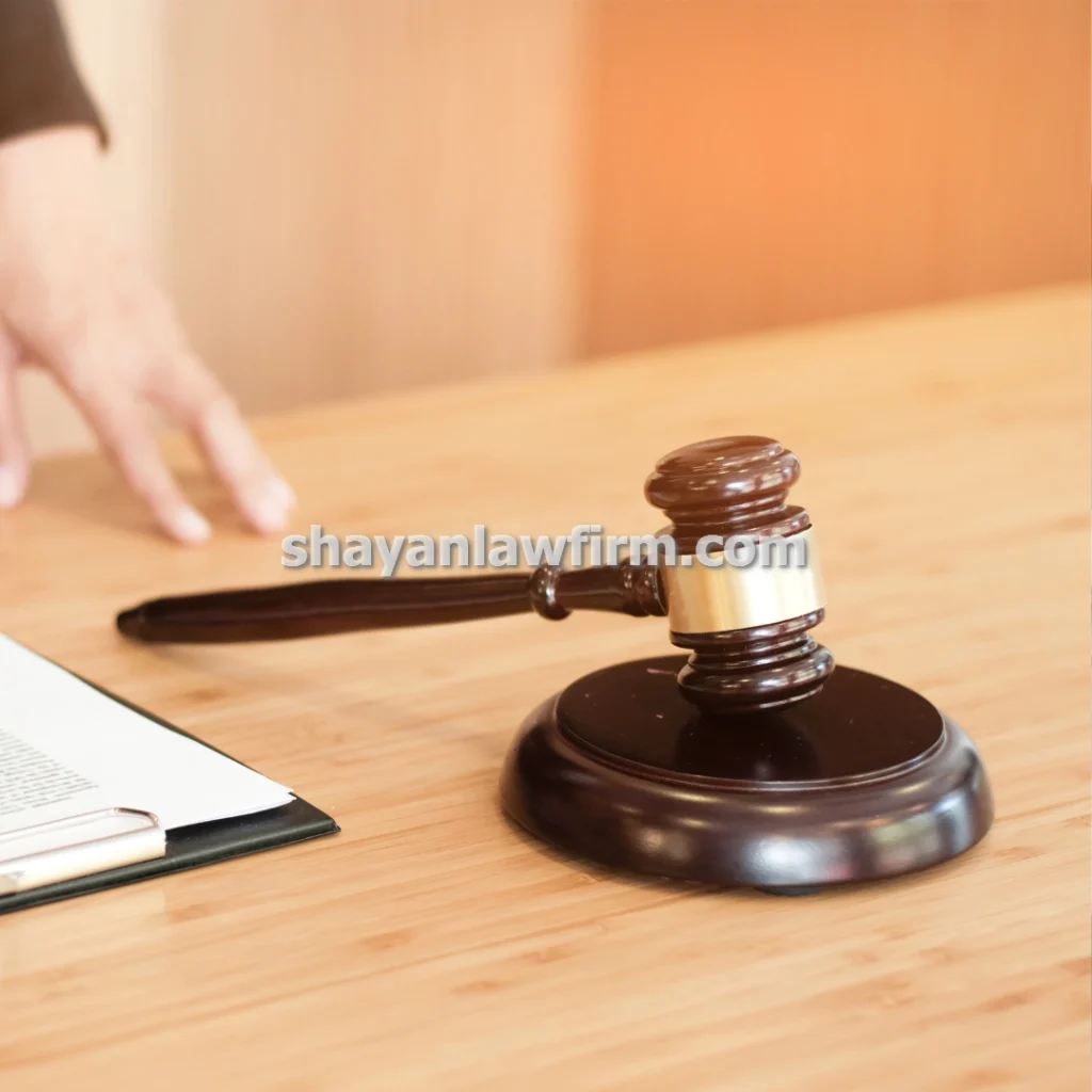 وکیل کلاهبرداری در فضای مجازی در مشهد